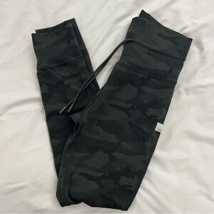 Vouri daily legging green camo small